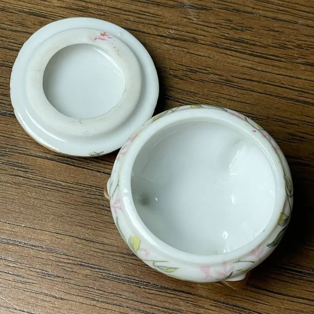 Floral Porcelain Footed Trinket Box Vtg Mini Lidded Bowl Roses Gold Gilt 1239